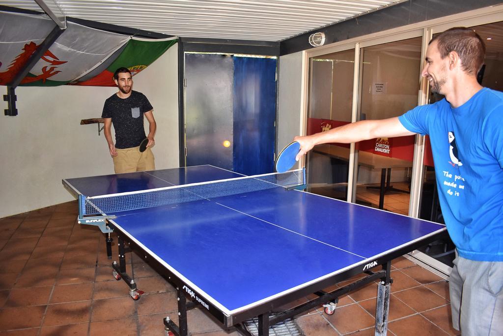 Brisbane Backpackers Resort Hostel *